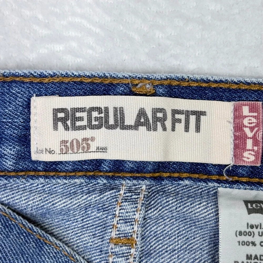 Levi's 505 Regular Fit Jeans Mens 33x30 Measures 31x28 Distressed Paint Splatter